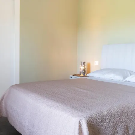 Campagnole 4* فيكولونجو